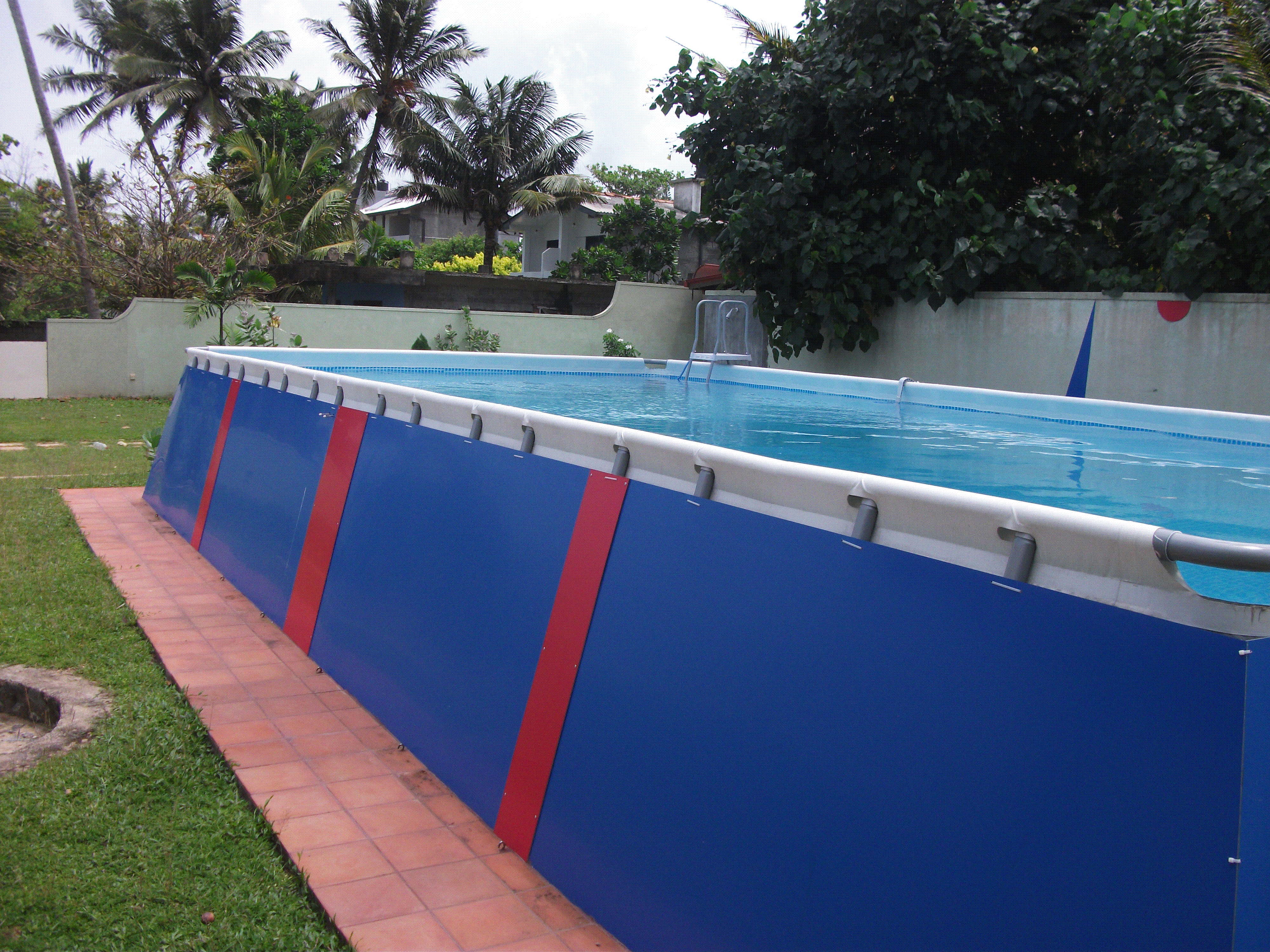 Cladded INTEX Ultra Frame Swimming Pool 32'x16'x52"